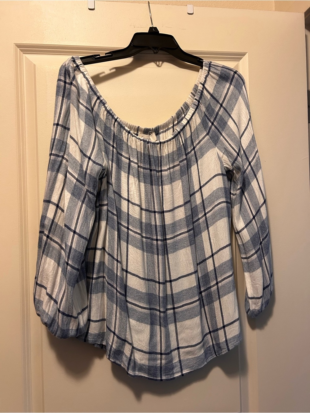 Vince Camuto White and Blue Plaid Off-Shoulder Blouse